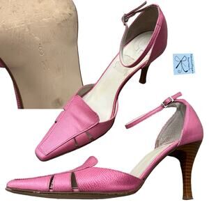 Casual Corner Made in Italy Kitten Heels Sz 8 M